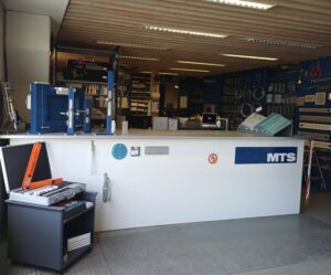 MTS_Metallbaubeschlaege_Filiale_Ticino_Innenansicht_1_Galerie_A